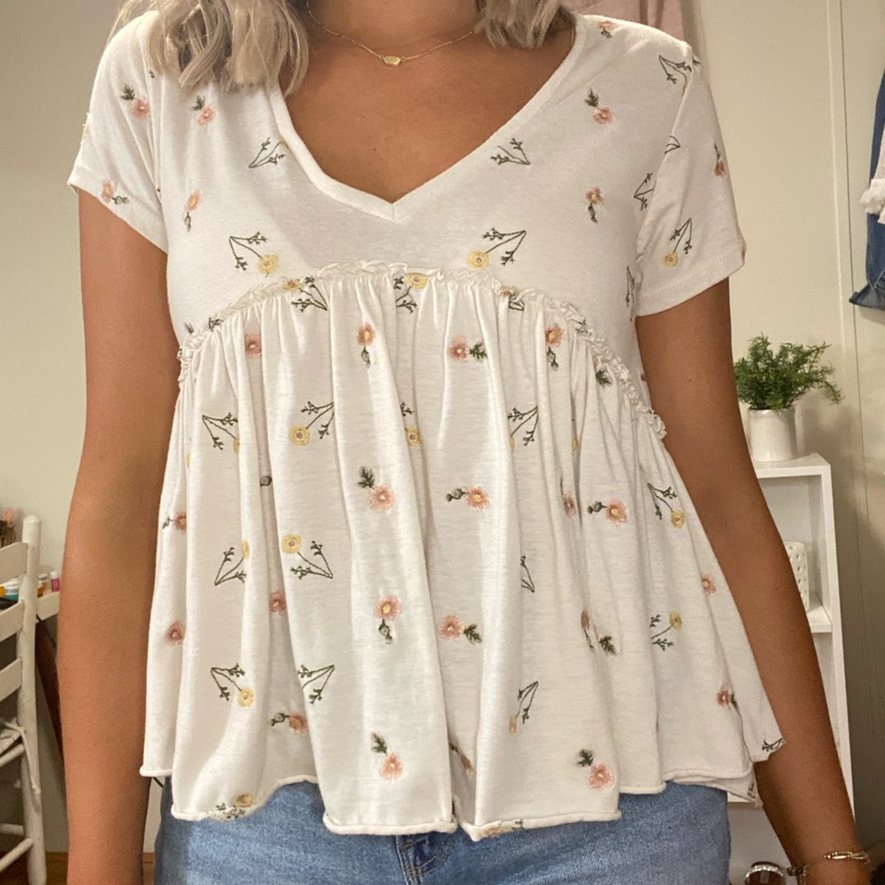 Cream Blouse with Floral Embroidering